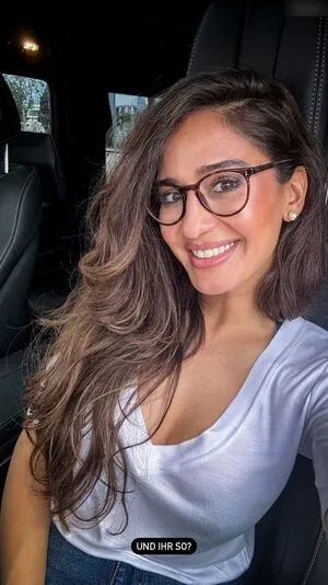 Meltem Mrz OnlyFans Leaked Free Thumbnail Picture - #7MBk4CGUYn