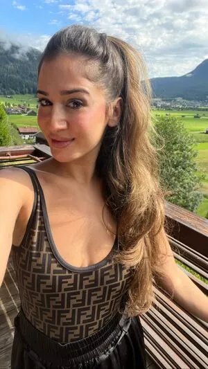 Meltem Mrz OnlyFans Leaked Free Thumbnail Picture - #CISF6R4dDr