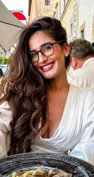 Meltem Mrz OnlyFans Leaked Free Thumbnail Picture - #LxbYwxvW4x