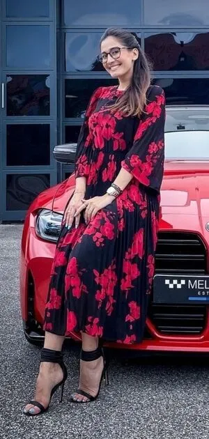 Meltem Mrz OnlyFans Leaked Free Thumbnail Picture - #VGoMoFNAOD