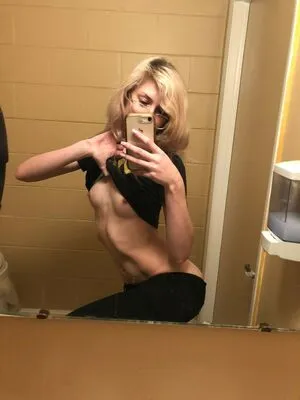 Meltyminx OnlyFans Leaked Free Thumbnail Picture - #7ErngXt084