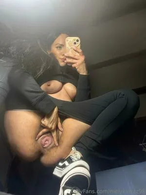 Melykinzzz98 OnlyFans Leaked Free Thumbnail Picture - #RElw1keO0o