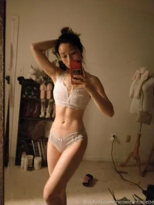Meowieantoinette OnlyFans Leaked Free Thumbnail Picture - #vSzdMO72BZ