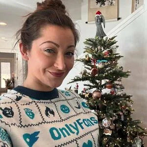 Merch OnlyFans Leaked Free Thumbnail Picture - #CBILM2gVl3