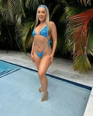 Merch OnlyFans Leaked Free Thumbnail Picture - #hzdqoIYhJM
