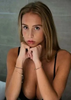Meria Arreghini OnlyFans Leaked Free Thumbnail Picture - #MC1jk7f744