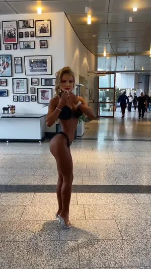 Merle Amlie OnlyFans Leaked Free Thumbnail Picture - #oJ0f1ajmf6