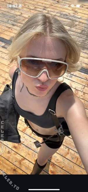 Merleperle OnlyFans Leaked Free Thumbnail Picture - #xDZzr1tC14