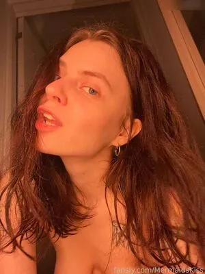 Mermaids Kiss OnlyFans Leaked Free Thumbnail Picture - #8geRerKfUB