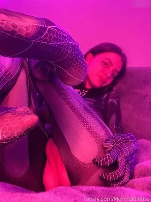 Mermaids Kiss OnlyFans Leaked Free Thumbnail Picture - #xc9JbR9Xek