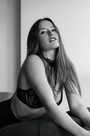 Merritt Patterson OnlyFans Leaked Free Thumbnail Picture - #4umv2Qosth