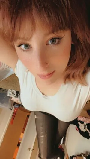 Merry Cherry Bomb OnlyFans Leaked Free Thumbnail Picture - #cbYgieEFKD