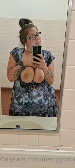 Merrygoroundsex OnlyFans Leaked Free Thumbnail Picture - #cft5Ln76it