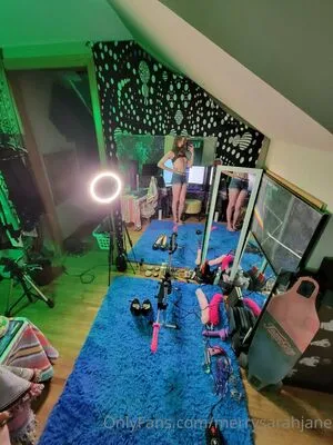 Merrysarahjane OnlyFans Leaked Free Thumbnail Picture - #sebhSBCjZB