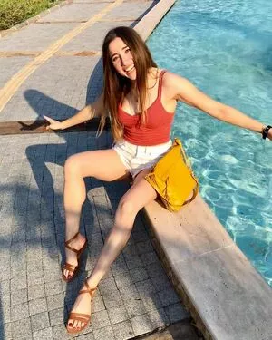 Merve Elmas OnlyFans Leaked Free Thumbnail Picture - #0UL9ws4qvU