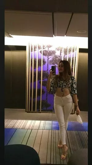 Merve Elmas OnlyFans Leaked Free Thumbnail Picture - #TcLre0e6ax