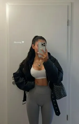 Merve Ozkan OnlyFans Leaked Free Thumbnail Picture - #2h9yyxw13u