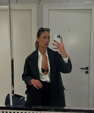 Merzedesz OnlyFans Leaked Free Thumbnail Picture - #pWW2lwwYKA