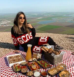 Meshi Malka OnlyFans Leaked Free Thumbnail Picture - #x7eh7vpFPn