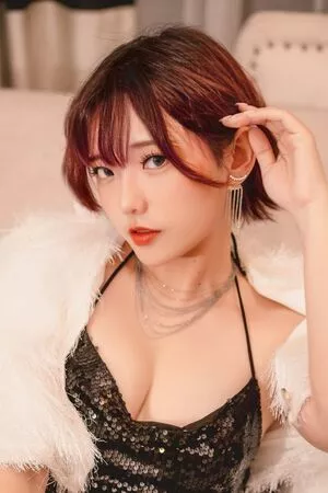 Messie Huang OnlyFans Leaked Free Thumbnail Picture - #4EUsbUGTYY