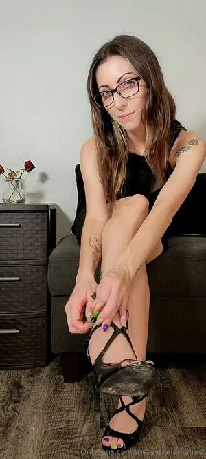 Messymelaniefree OnlyFans Leaked Free Thumbnail Picture - #5oUSOPguKL