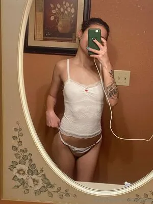 Meswl OnlyFans Leaked Free Thumbnail Picture - #KYRoafX3um