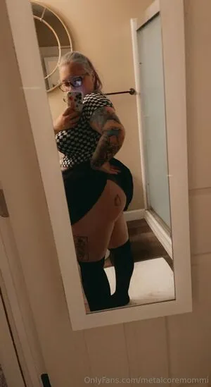 Metalcoremommi OnlyFans Leaked Free Thumbnail Picture - #E6tMdlLcP3