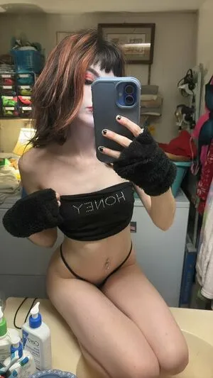 Meteormommy OnlyFans Leaked Free Thumbnail Picture - #8BOkdaCQx5