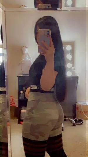 Mewlilay OnlyFans Leaked Free Thumbnail Picture - #L8o8AMdqR2