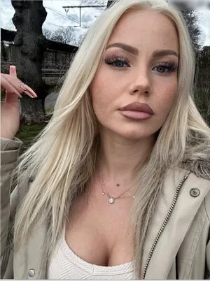 Mi Lkaaaa OnlyFans Leaked Free Thumbnail Picture - #kJZATiVbMS