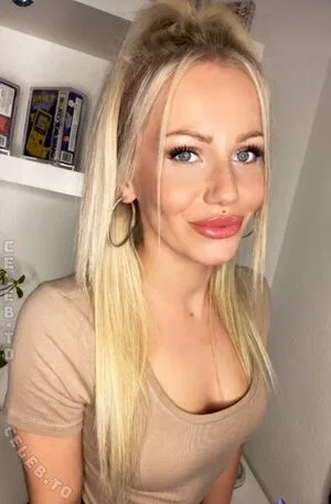 Mi Lkaaaa OnlyFans Leaked Free Thumbnail Picture - #vJZjJ1BhS0