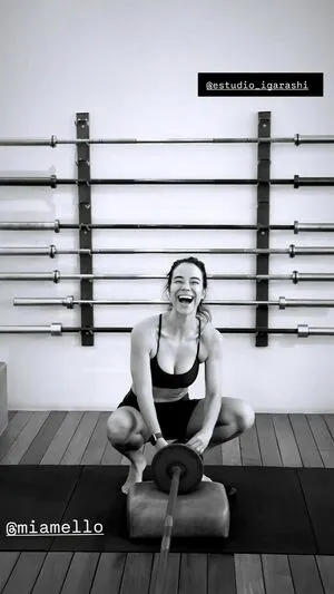 Mi Mello OnlyFans Leaked Free Thumbnail Picture - #ew61f32f19