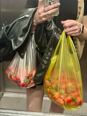 Mia Bluebird OnlyFans Leaked Free Thumbnail Picture - #37kklGzyGD