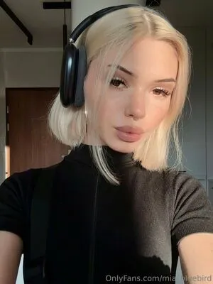 Mia Bluebird OnlyFans Leaked Free Thumbnail Picture - #DmY6TqckMY