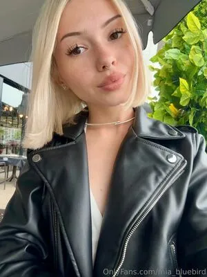 Mia Bluebird OnlyFans Leaked Free Thumbnail Picture - #MDtEpitAtj