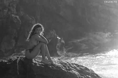 Mia C Bell Mia Larelle OnlyFans Leaked Free Thumbnail Picture - #vE39xpJAlw