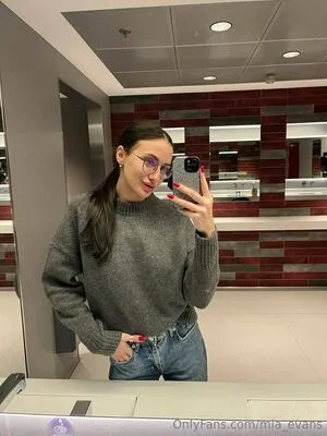 Mia Evans OnlyFans Leaked Free Thumbnail Picture - #NJD8g6RHff