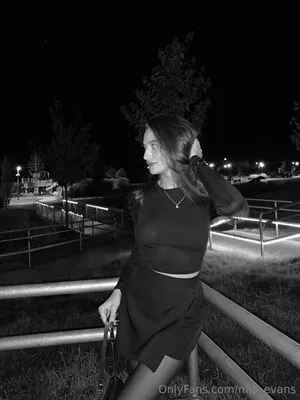 Mia Evans OnlyFans Leaked Free Thumbnail Picture - #T15ZiPvakK