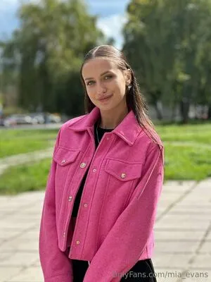 Mia Evans OnlyFans Leaked Free Thumbnail Picture - #e91xsj2AS3