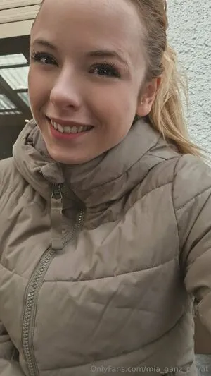 Mia Ganz Privat OnlyFans Leaked Free Thumbnail Picture - #0OkUonnaow