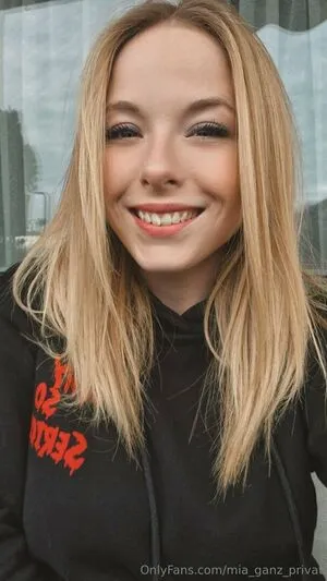 Mia Ganz Privat OnlyFans Leaked Free Thumbnail Picture - #L9MJQeWRLE