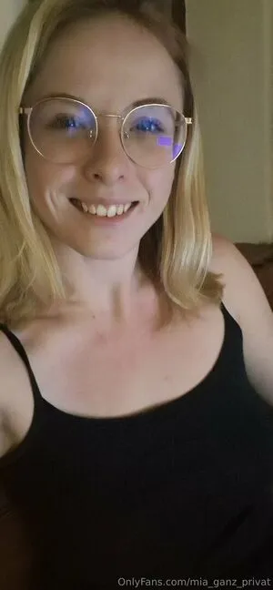 Mia Ganz Privat OnlyFans Leaked Free Thumbnail Picture - #uVgMR4r3Ia