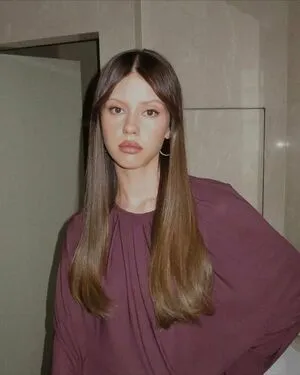 Mia Goth OnlyFans Leaked Free Thumbnail Picture - #0WfE6jF1Nw