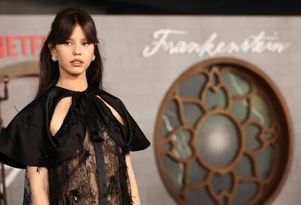 Mia Goth OnlyFans Leaked Free Thumbnail Picture - #3rEbdcijUb