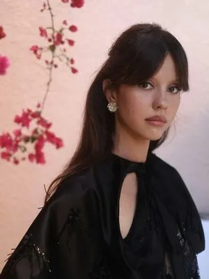 Mia Goth OnlyFans Leaked Free Thumbnail Picture - #5HyvRs3SAq