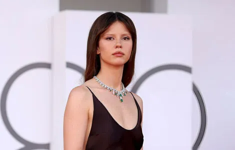 Mia Goth OnlyFans Leaked Free Thumbnail Picture - #AMJM7nAALl