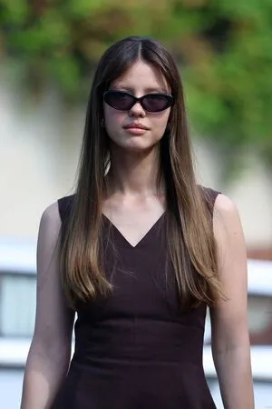 Mia Goth OnlyFans Leaked Free Thumbnail Picture - #PqQ0oOTvv9