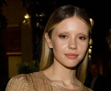 Mia Goth OnlyFans Leaked Free Thumbnail Picture - #SSTVbIJ7oz