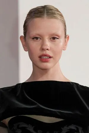 Mia Goth OnlyFans Leaked Free Thumbnail Picture - #U9BkQUeLPC