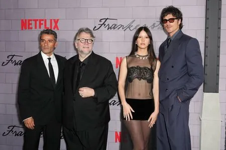 Mia Goth OnlyFans Leaked Free Thumbnail Picture - #ZYUYmHZcA3